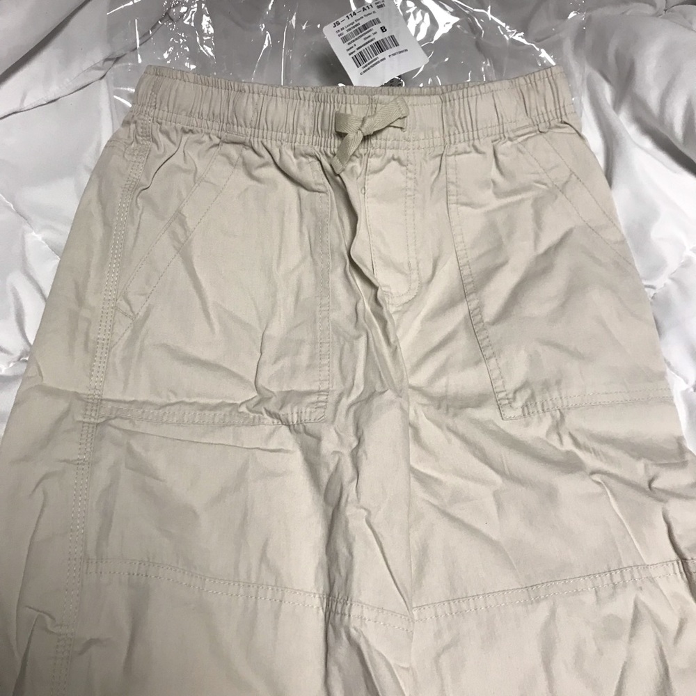 Boys Beige uniform shorts. XL, never worn.